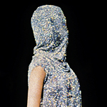 Bild-8-klein-Swarovski-crystal-mesh-hooded-top-Alexander-McQueen-Spring-Summer-1999