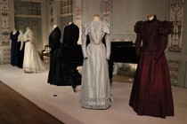 Costume in Portugal. From the XVIII century to the present ... Image 1