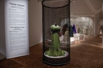 Threads of Time – Fashion and Style 1870–1940 Bild 1