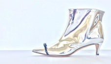 Head Over Heels: Shoes, Bags, and Accessories Bild 1